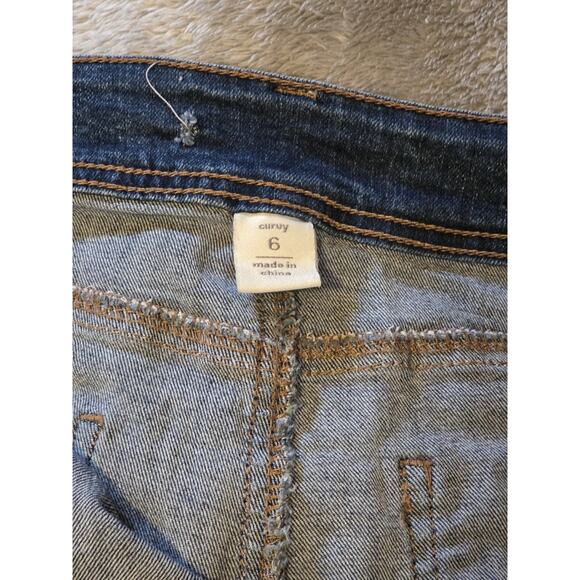 Curvy Crop Denim Tapered Legs Size 6 Medium Blue Wash Comfort Stretch Whisking - Picture 4 of 7